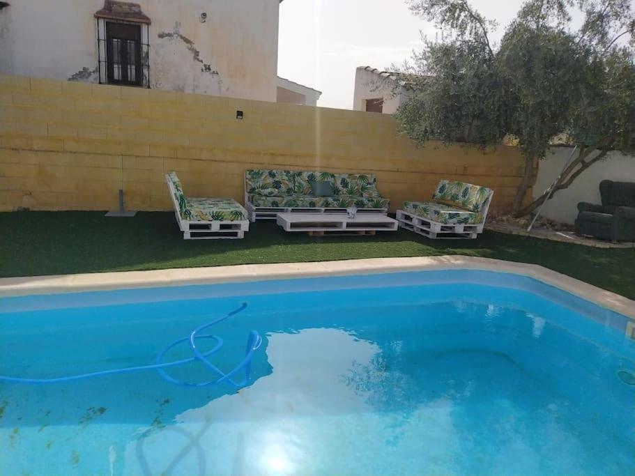 Agradable Casa Con Piscina En La Serrania. Arriate Bagian luar foto