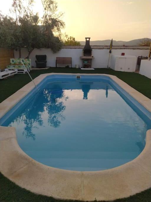 Agradable Casa Con Piscina En La Serrania. Arriate Bagian luar foto