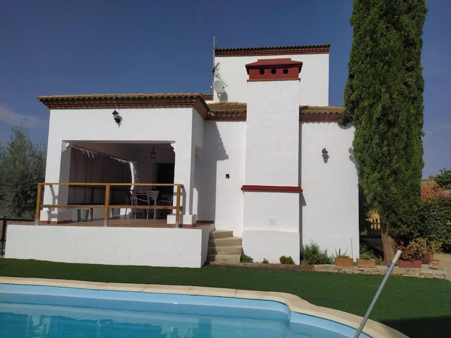 Agradable Casa Con Piscina En La Serrania. Arriate Bagian luar foto